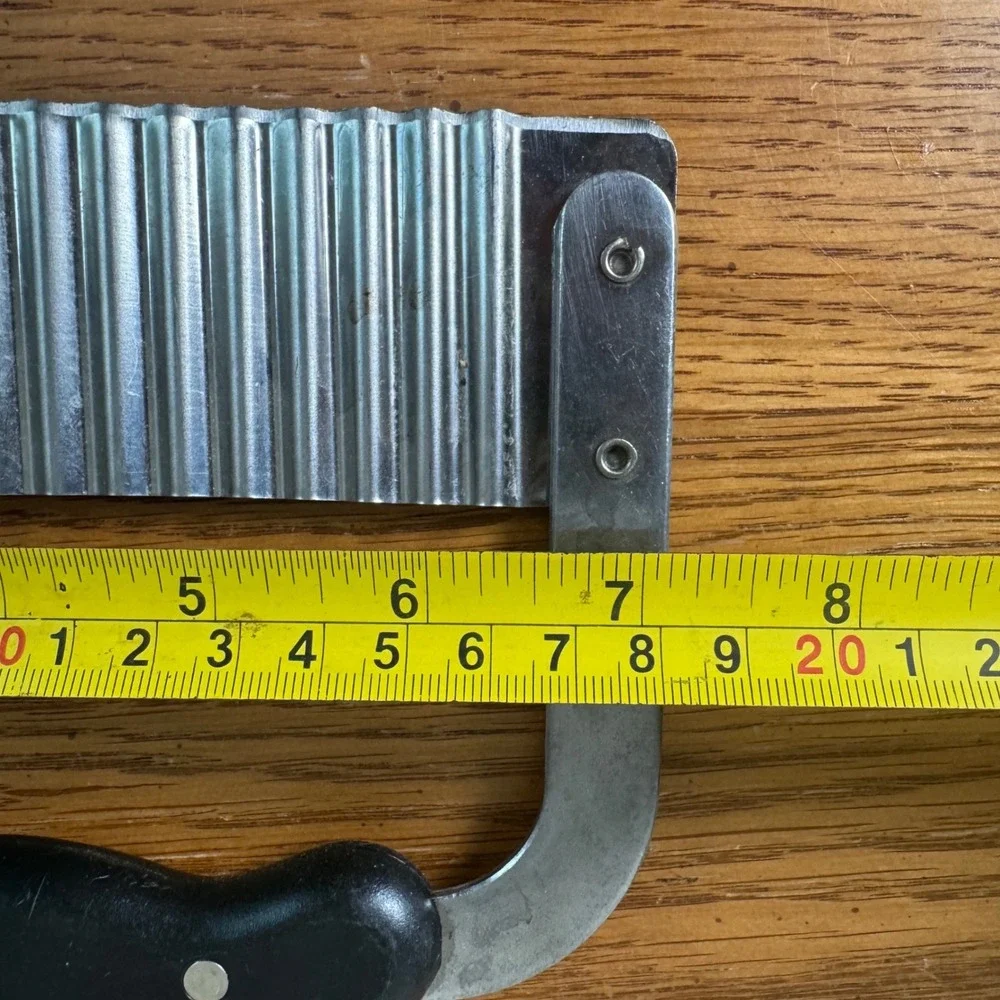 Vintage Stainless Steel Crinkle Cutter Wavy Blade Vegetable Slicer‎ Black Handle